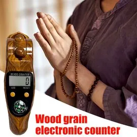 مسبحة إلكترونية مبتكرة: تجمع بين التكنولوجيا والتقليد.
شاشة رقمية واضحة: لمتابعة عدد الذكر بسهولة.
بوصلة مدمجة: تعرف على الاتجاهات أينما كنت.
تصميم عصري: يناسب جميع الأذواق.
أشكال وألوان متعددة: اختر ما يناسبك!
خفيفة وسهلة الحمل: مثالية للاستخدام اليومي أو كهدية.